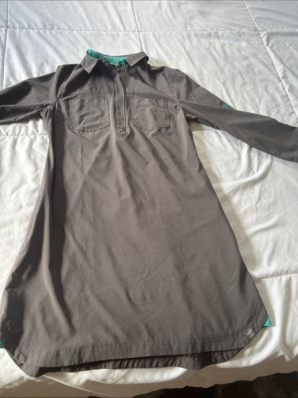 Title nine Brown Button-Down Casual Shirt with Teal Trim